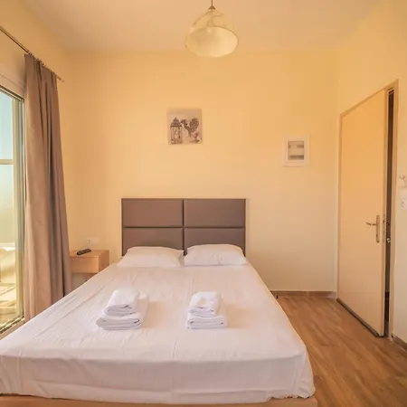 Vavatzanos Apartment *